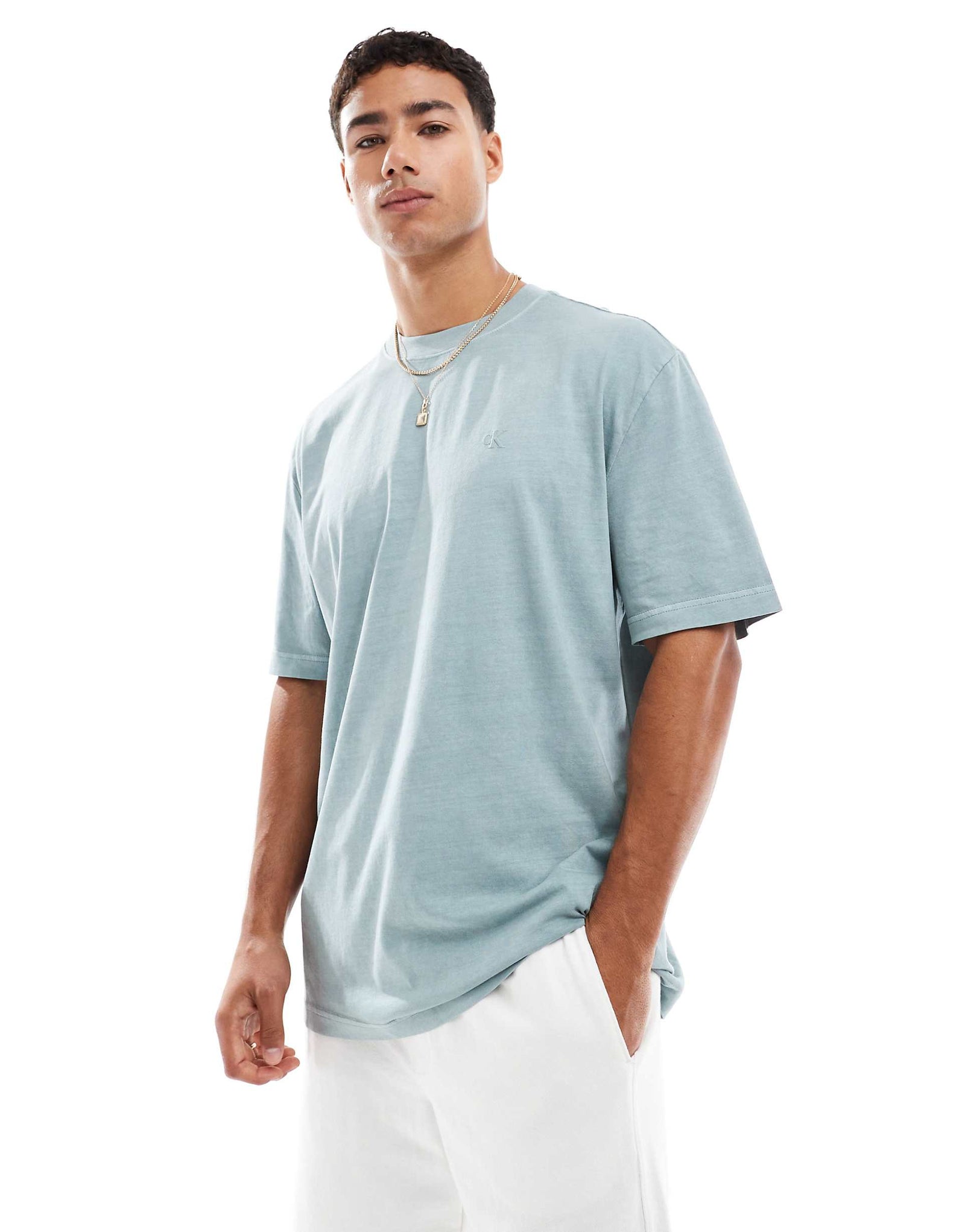 Calvin Klein Jeans - T-shirt color grigio slavato con logo stampato sul retro
