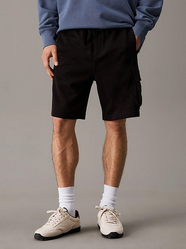CALVIN KLEIN JEANS
woven label short